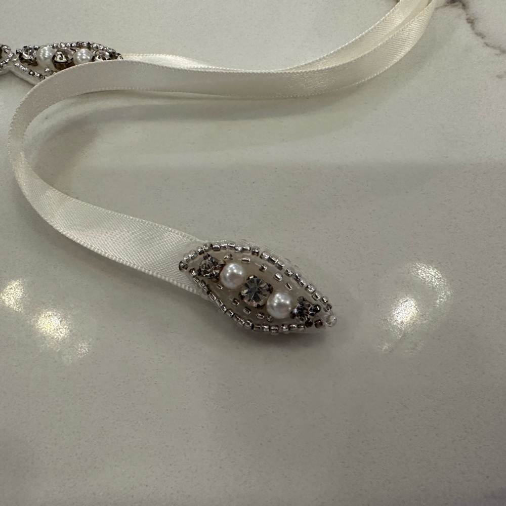 Untamed Petals Pearl Ivory belt/head piece bridal accessory ribbon accessories - Picture 7 of 7